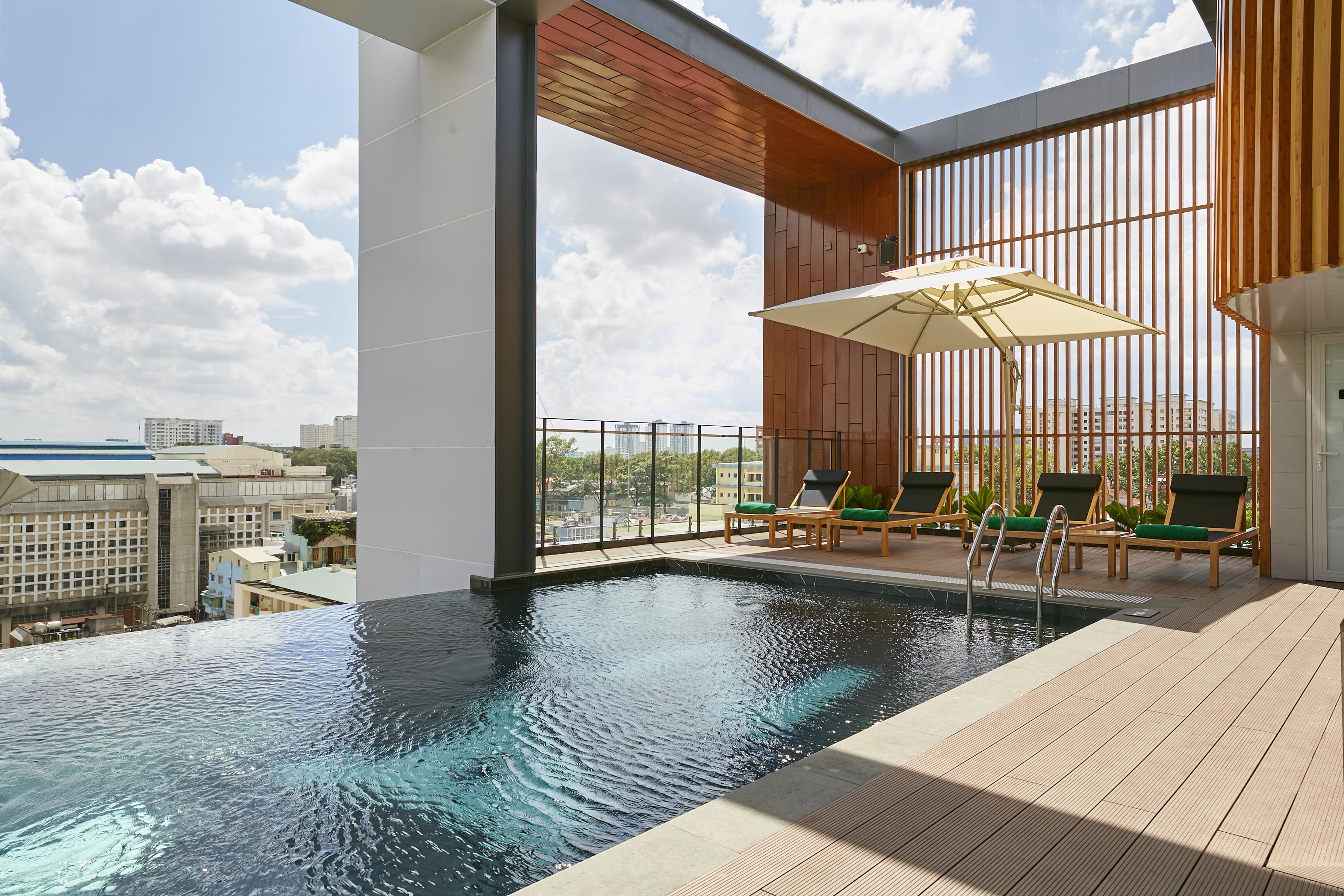 Zazz Urban Ho Chi Minh Hotel Exterior foto