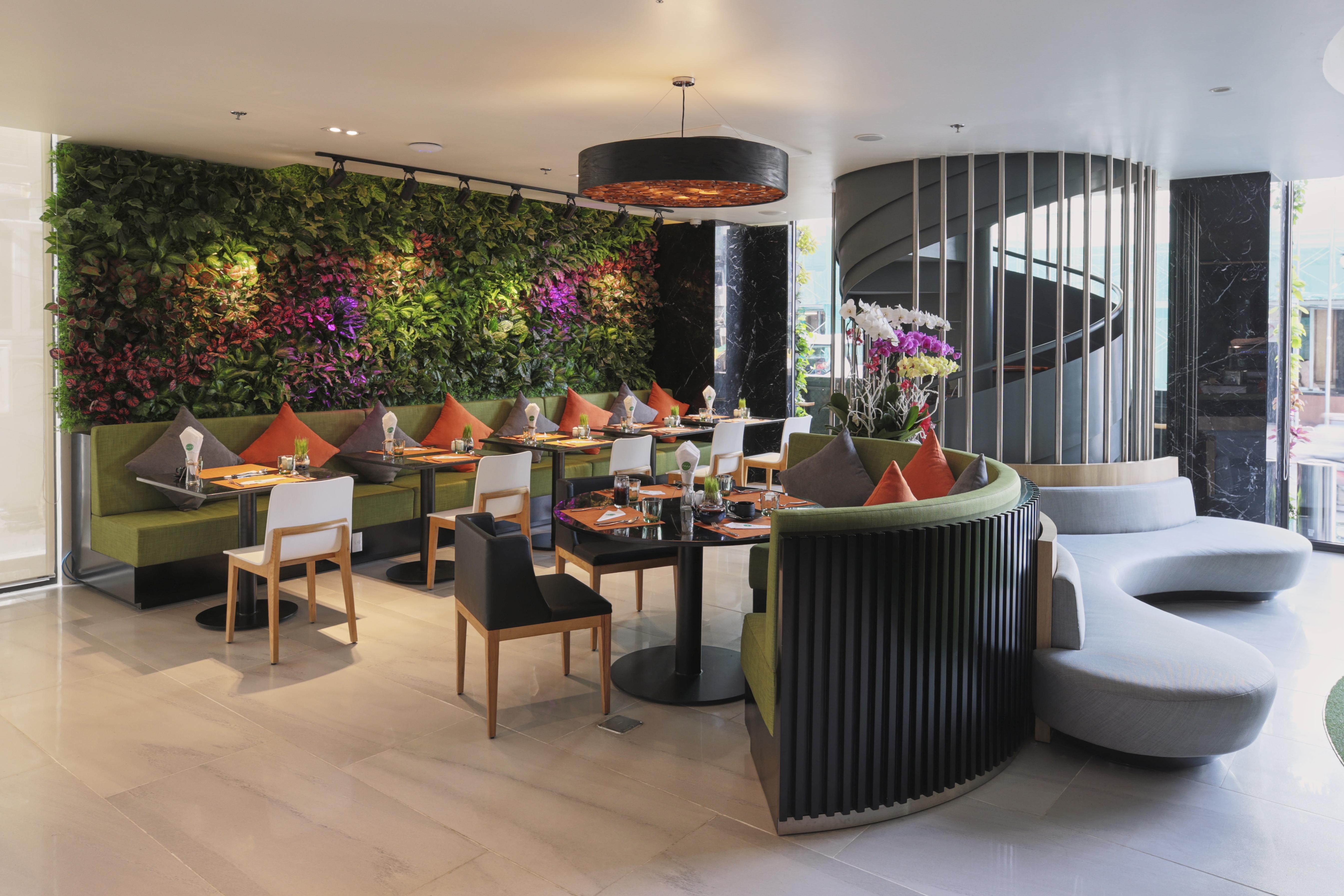 Zazz Urban Ho Chi Minh Hotel Exterior foto